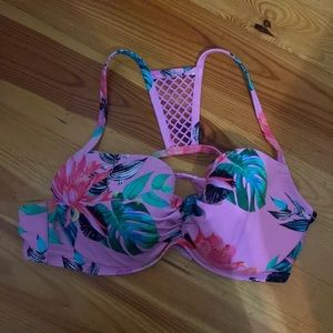Size 36  D new shades and shore